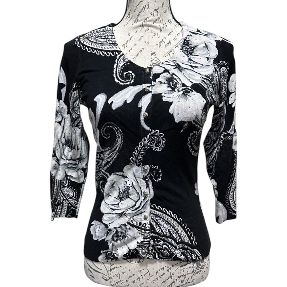 WHBM Floral Snap Down 3/4 Sleeve Cardigan Size Small
